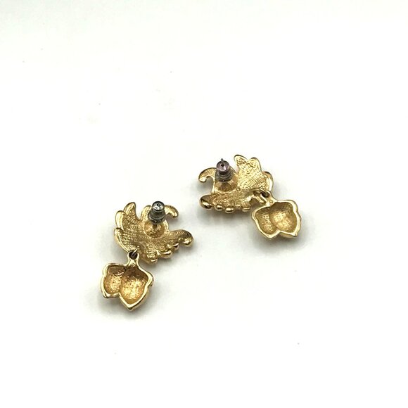Vintage Gold-Tone Oak Leaf & Acorn Stud Earrings With Textured Detailing by AVON - Picture 3 of 5